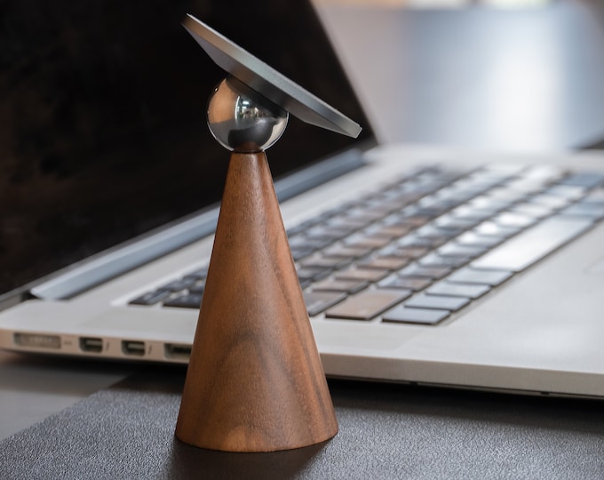 Black Walnut Wood iPhone Stand: Magnetic Wooden iPhone 17/16/15/14/13/12 Holder, 360 Rotation Multi-Angle Adjustment