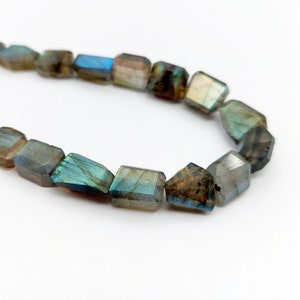 Labradorite Step Cut Nuggets, Faceted Labradorite Nugget Beads, Irregular Flashy Labradorite Crystal, Center Drilled Beads