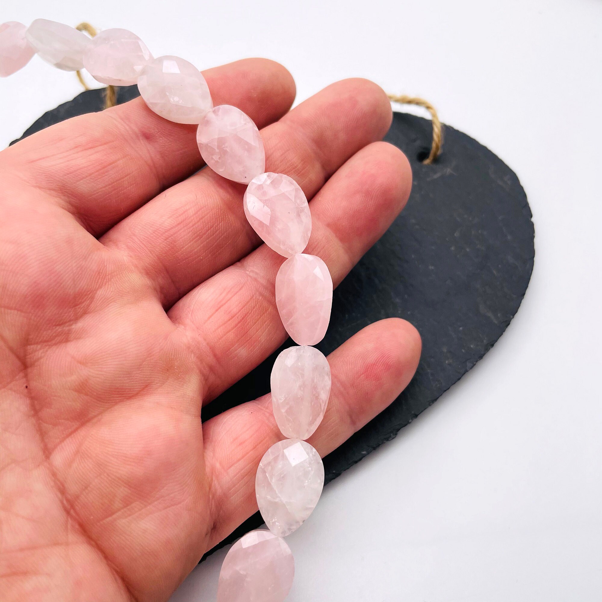 Beautiful Natural 13x18mm Madagascar Rose Quartz Oval Gemstone Necklace 18" Beautiful Natural 13x18mm Madagascar Rose Quartz Oval Gemstone Necklace 18"