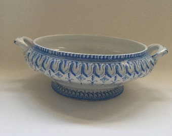 19th century Creil et Montereau Léguemier (without lid) Flora Rocaille Blue