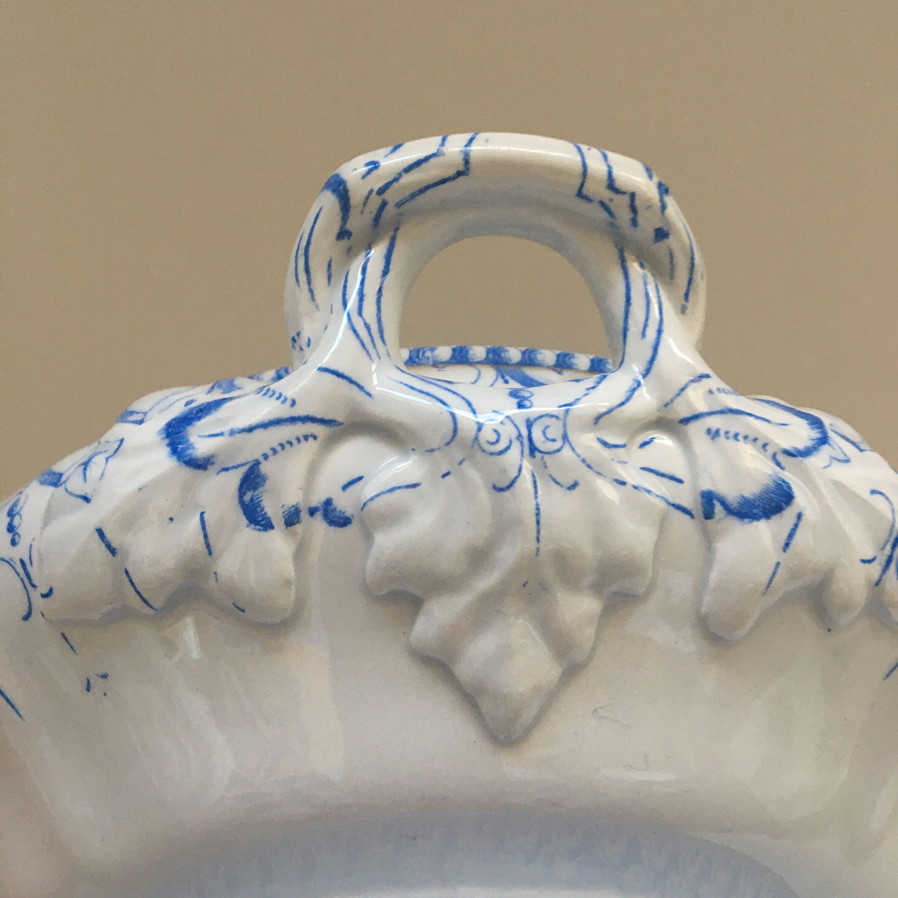 食器 creil et montrou SYLVA France Antique Creil Et Montereau White Ravier Shell Relief