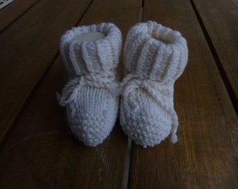 Babyschuhe Hand-gestrickt- Merino (8 - 10 cm) weiß