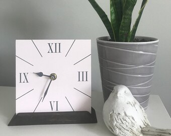 Horloge mantel au repos (rose)