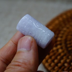 27 MM Certified 100% Natural Untreated Grade A White light lavender Jadeite Handmade Carved Antique Style flower Bead Pendant Bracelet 8083