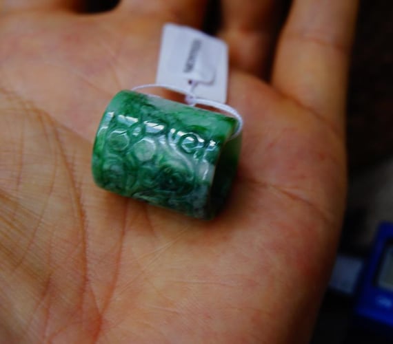 22x19mm Certified Grade A Icy Green White Jadeite Jade Antique