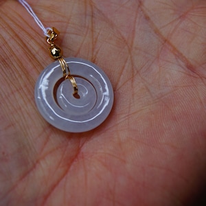 21.2 MM 認定 100% 天然未処理グレード A ホワイト アイシー ジェダイト ドーナツ 14K ゴールド フィルド ベイル ペンダント ジェムストーン