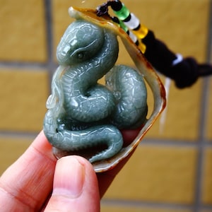 59mm Certified 100% Natural Untreated Grade A Brown Jadeite  Carved Sanke with snakeskin Gemstone Jewelry 1586