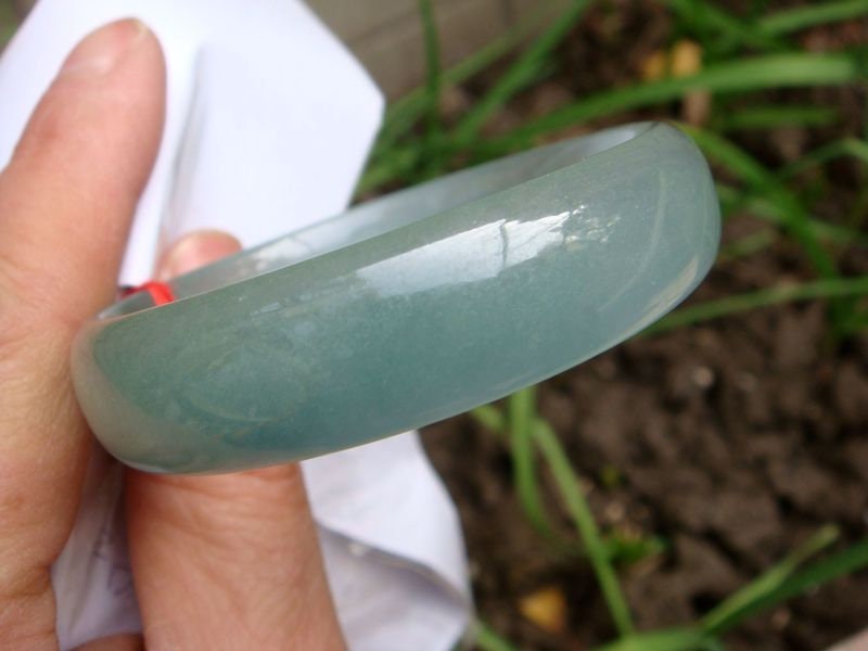 Superbe Bracelet Jonc En Jadéite Naturelle Verte – 53,8 Mm – Pierre Non Traitée