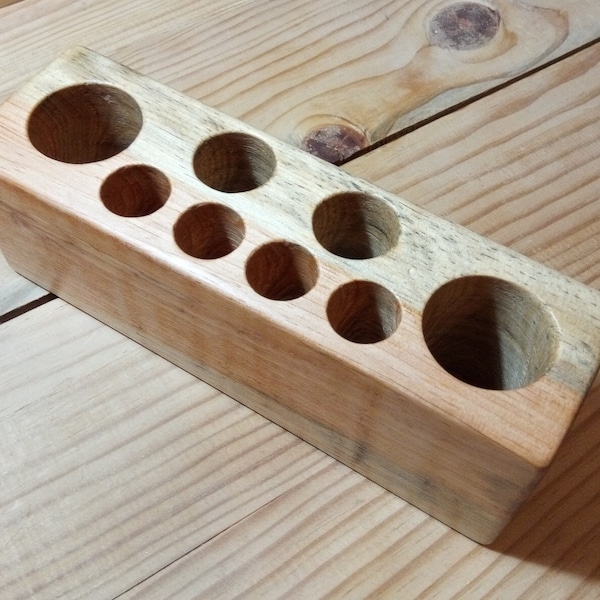 Pen holder in figured Pine wood. Desk organizer for a writer.