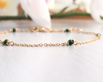 EvaDane Natural Green Stripe Jade Gemstone Rope Bead Sugar Skull Charm Stretch Bracelet EvaDane Natural Green Stripe Jade Gemstone Rope Bead Sugar Skull Charm Stretch Bracelet