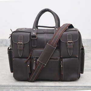 Sac messager bandoulière en cuir de buffle fait main pour ordinateur portable Sac à main de bureau Porte-documents Sac messager vintage rustique pour homme Meilleurs cadeaux pour mère