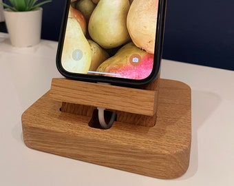 Personalised phone charging stand, iPhone, Google Pixel, Samsung, USB-C solid oak docking station, tech/bedside accessory, gift for him, her