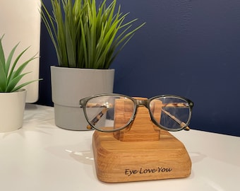 Glasses holder in solid oak, spectacle stand, eyeglasses stand, birthday gift for dad, grandma, grandad,  desk, bedside accessory