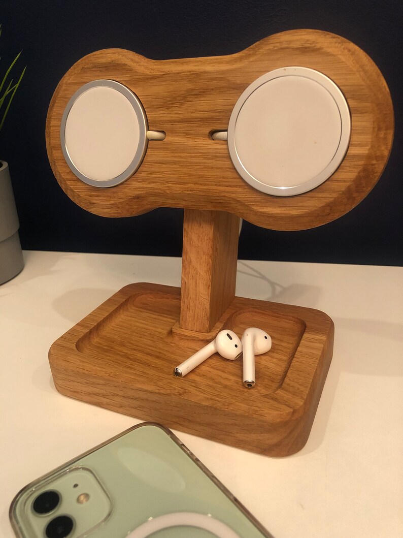 Personalized Wooden Double Magsafe iPhone Charging Dock - Etsy