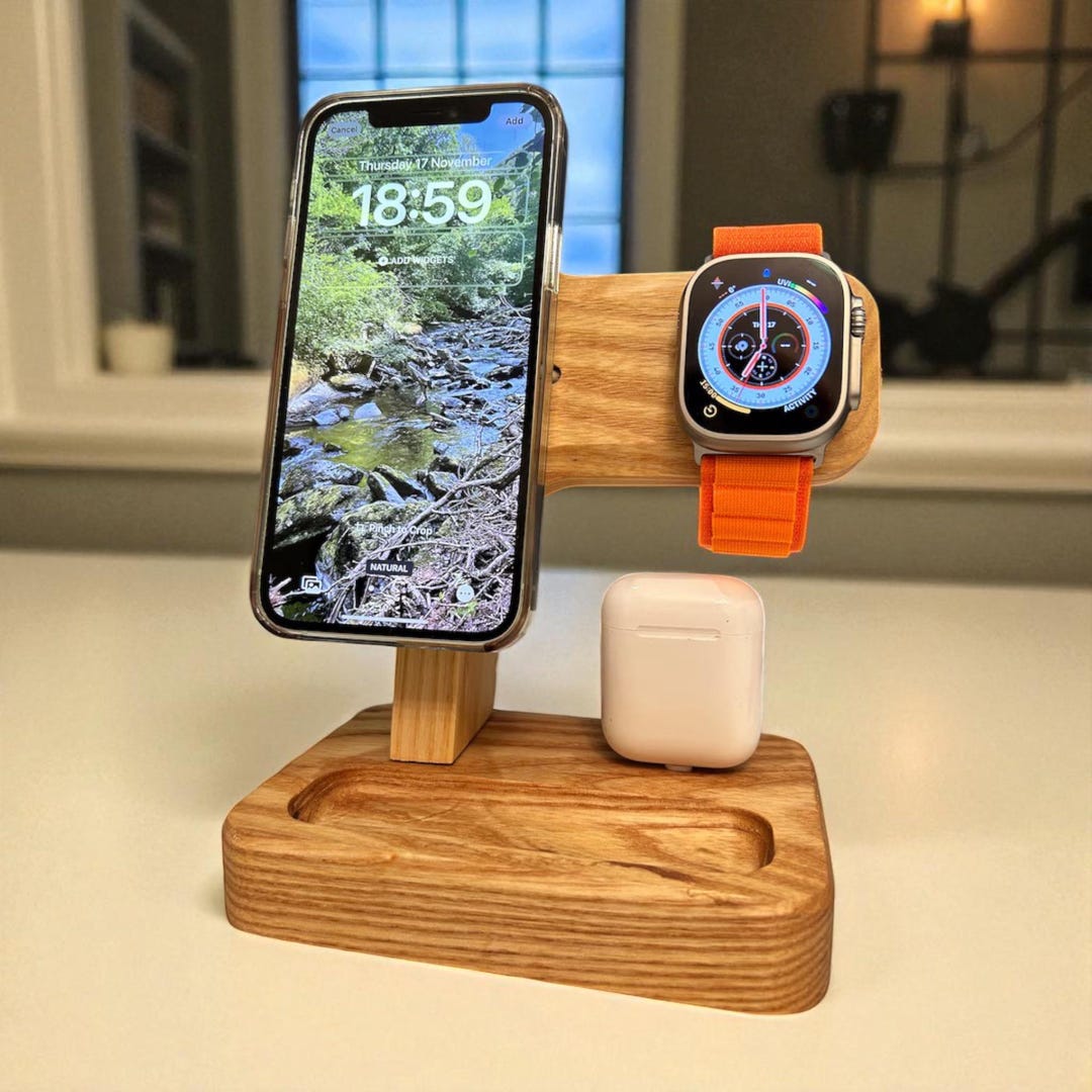 Wood Phone Charging Machine Charging Station For Multiple Device