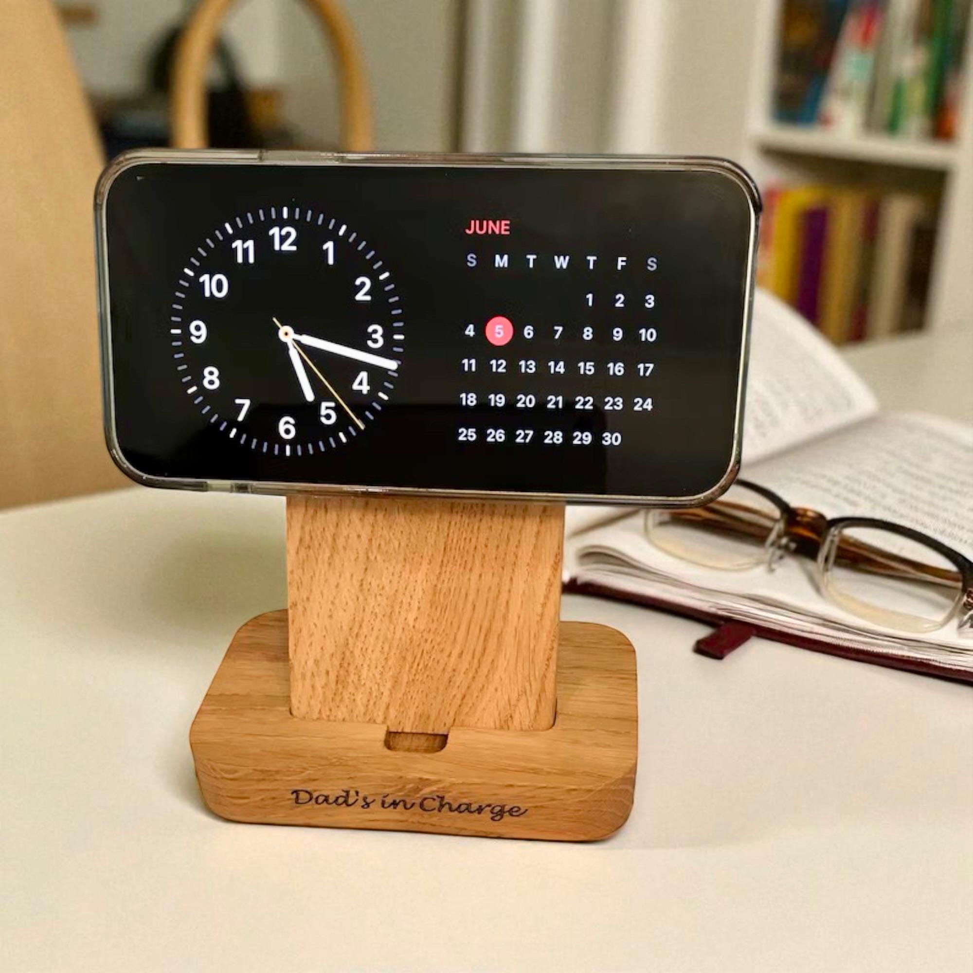 Personalized Oak iPhone MagSafe Charging Dock: Qi2 Wireless Stand