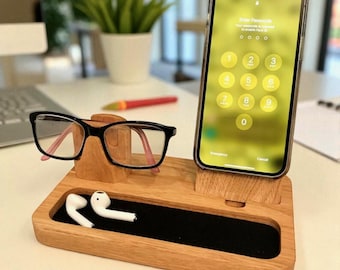 Ręcznie wykonany dębowy stojak MagSafe na iPhone'a i okulary: spersonalizowana stacja dokująca