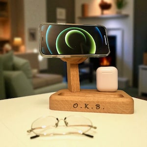 Dock di ricarica personalizzato in rovere massello per iPhone e AirPods: stazione wireless regolabile