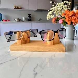 Soporte para gafas dobles de roble macizo hecho a mano: soporte para gafas y anteojos