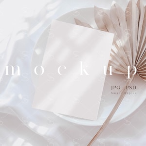 5x7 Boho Kartenmockup/Palmenblätter Design/Moderne digitale Grußkarte Mockup/Hochzeits-Mockup/einfaches Design/JPG PSD Smart Objekt/S1