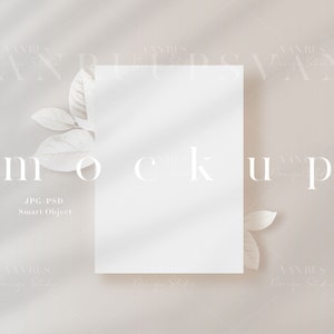 Maquette de carte de mariage 5x7 / Invitation moderne Maquette vierge propre / Modèle de maquette de douche de bébé de carte de vœux minimaliste / JPG PSD Smart Object / H36