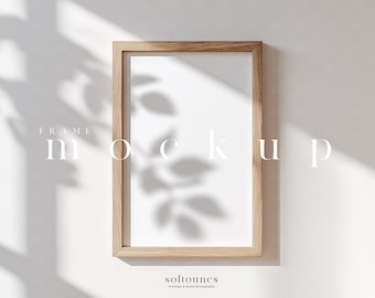 Oak Picture Frame Mockup: 2x3 Vertical Art Display (JPG PSD Smart Object)