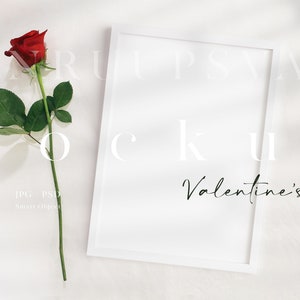 Valentine&#39;s Day Mockup/Small 5X7 White Frame Mockup/Modern Digital Mockup/Vertical Frame Template/JPG PSD Smart Object/D114