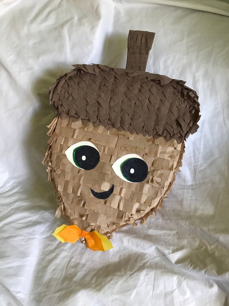 Acorn Piñata, Fall Autumn Pinata image 1