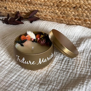 Hochzeitskerze, zukünftige Braut, Trauzeugin, getrocknete Blumen, natürlich personalisiert mit Wort oder Vornamen
