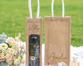 Custom Name Wine Carrier, Bridesmaid Wine Bag,Jute Wine Tote, BridesmaidGift, Outdoor Wedding Decor, Engagement Party Gift, Hostess Gift 06