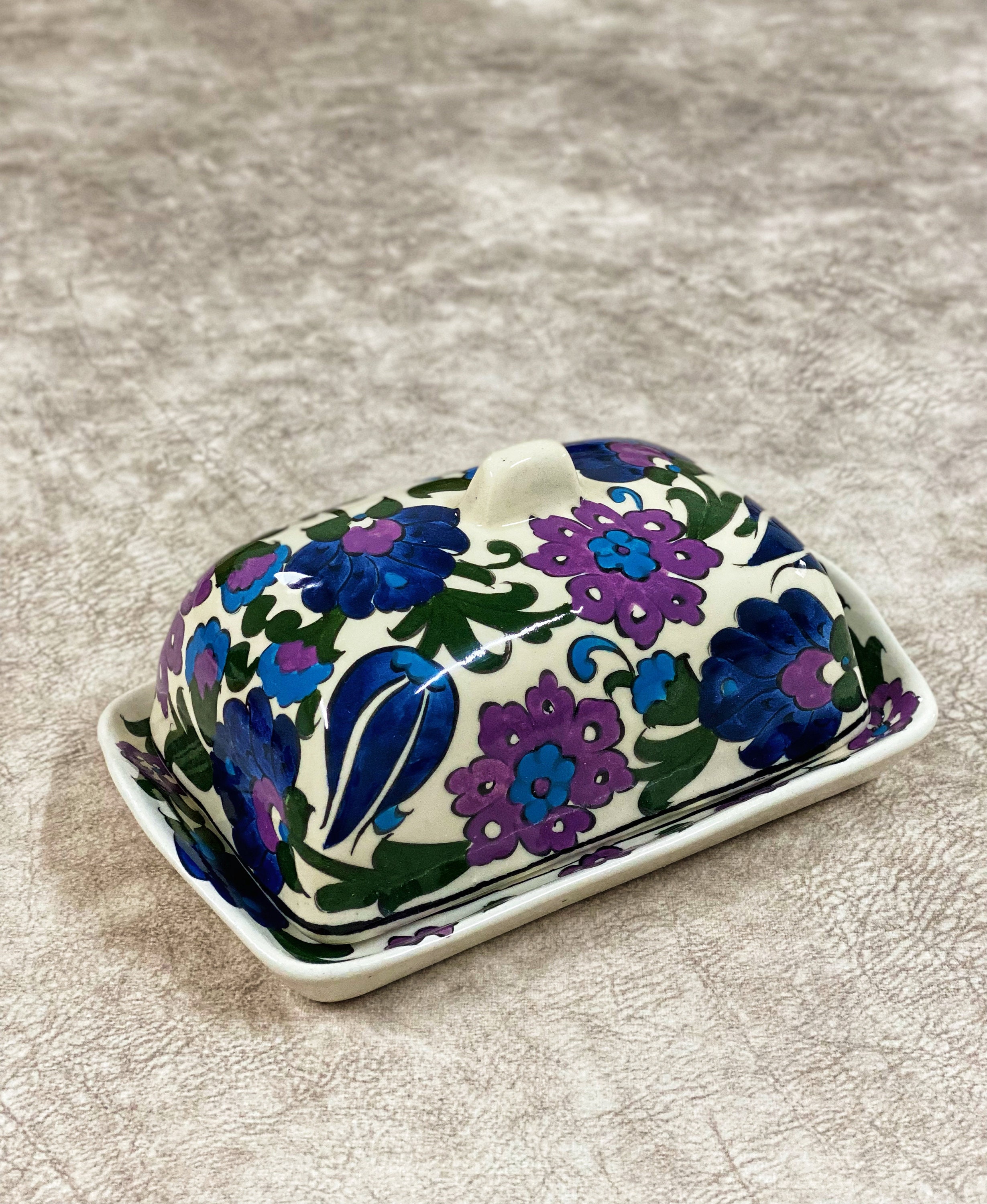 Zulay Kitchen Butter Dish With Lid For Countertop - Porcelain White,  Ceramic Butter Dish with Knob Handle Great for Cooking - Elegant Design  Butter
