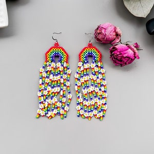 Daisy Flower Earrings, Handmade Rainbow with White Flower Earrings, Colorful Dangle Daisy Earrings, Summer Earrings, Birthday Gift for Her