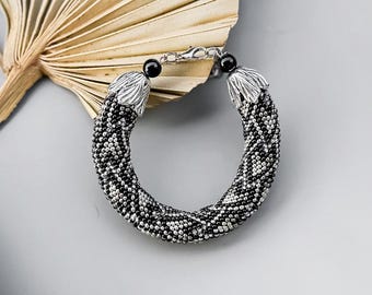 Pulsera de cuentas de piel de dragón de hada, hecha a mano en plata negra, con cuentas de cuerda, elegante pulsera gótica de joyería tejida con cuentas, regalo para amantes de los dragones.