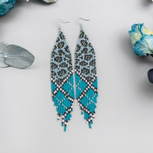 Blau Leopard Perlen Ohrringe, Schwarz Blau Fransen Ohrringe, Afrikanischer Stil Samen Perlen Schmuck, Boho Statement Ohrringe