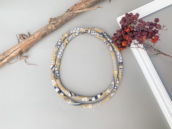 Casual Geometric Patchwork Pearl Necklaces Casual Geometric Patchwork Pearl Necklaces