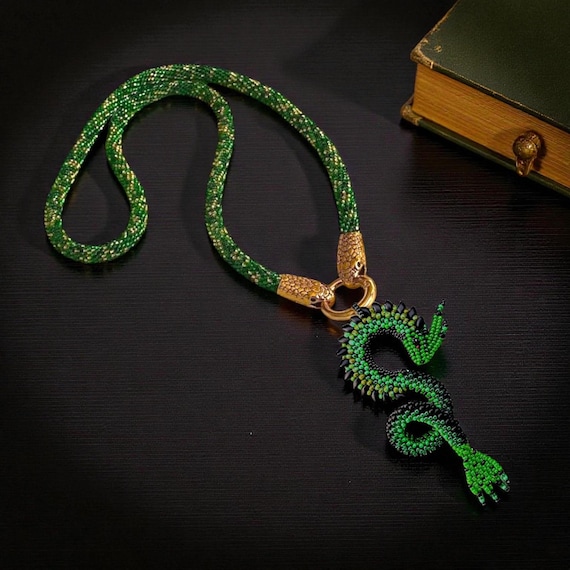 Green Dragon Beaded Lariat Necklace – Handmade Seed Bead 