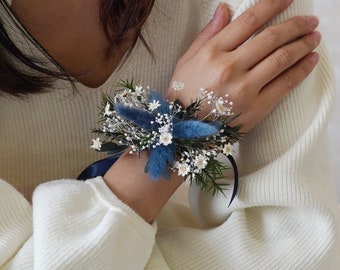 Navy Blue Corsages,Navy Blue Wedding,Wedding Corsages,Wedding Accessories,Dry Women's Corsages,Handmade Flower Bracelets,Pampas Corsages
