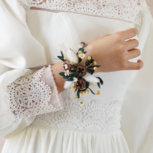 Green Leaf Tie-on Ribbon,Flower Wrist Corsage,Greenery Wedding Bracelet,Bridal Bridesmaid Wrist Corsage,Dried Flowers Wedding,Mother Corsage