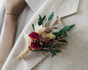 Eucalyptus wedding boutonniere,Eucalyptus and Rose Boutonniere,Groomsmen flower,Green leaf boutonniere,Grooms Boutonniere,Boho Wedding