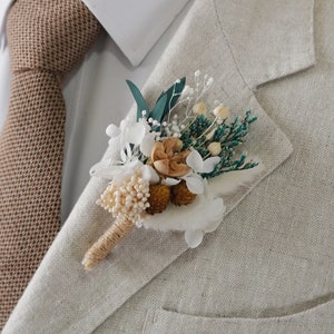Men Boutonniere,Greenery Wedding Boutonniere,Handmade Wedding Accessories,Dried Flower Boutonniere,Pampas Grass Boutonniere,Greenery Wedding