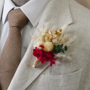 Boho Red floral Grooms buttonhole,Red Groom&#39;s Boutonniere,Burgundy boutonnière,Red Dried flower,Burgundy boutonnière,Groom Boutonniere