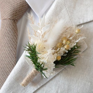 Dried Flower Boutonniere,Pampas Grass Boutonniere,Men Boutonniere,Groom Boutonniere,Jacket Lapel,Wedding Boutonniere,Dried Flower Wedding