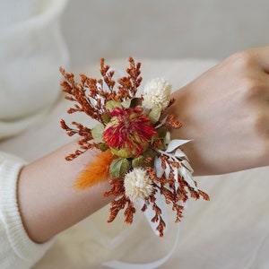 Bride Bridesmaid Bracelet,Wedding Corsages,Wedding Accessory,Dried Corsages,Ladies Corsages,Flower Bracelet,Wrist Corsages,Handmade Corsages