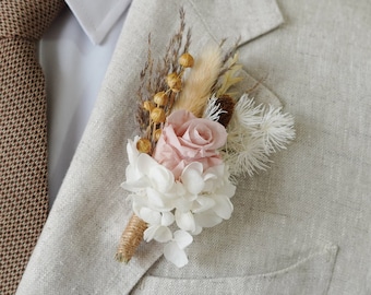 Boutonniere de rosa rosa, Boutonniere de flores secas rosas, Boutonniere boho rosa claro, Boutonniere de novio, novio de corsage rosa y crema, alfiler de novio