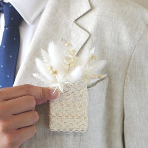 White Pocket Boutonniere,Boho Boutonniere,Groom,Groomsmen,Wedding Accessories,Pampas Grass Boutonnière,Wedding Boutonnière,Party Boutonnière