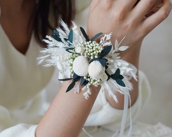 Blue Eucalyptus Corsages,Wedding Corsages,Wrist Corsages,Wedding Accessory,Dry Ladies Corsages,Handmade Flower Bracelet,Pampass Corsages