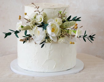 VTOS 2-Pack Gold LOVE Cake Toppers – Round Acrylic With Greenery Eucalyptus Design