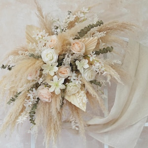Champagne Arch Flower,Champagne Silk Flower Arch Flower,Pampas Grass Arch Arrangement,Ceremony Arch Flowers,Boho Wedding,Rustic Wedding