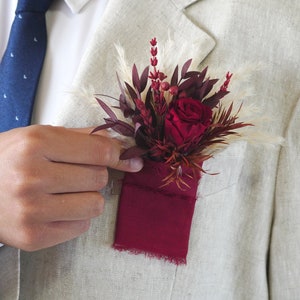 Burgundy Pocket Boutonniere,Groom&#39;s accessory,Best man Boutonniere,Party Boutonnière,Men Buttonhole,Weddng Mini Bouquet,Handmade Boutonniere