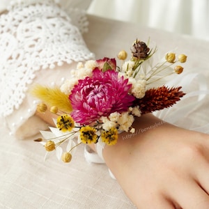 Colorfully Corsage,Boho Corsage,Wedding Corsage,Bridesmaid Corsage,lady Flower Corsage,Bridal Wrist Corsage,Wrist Corsage